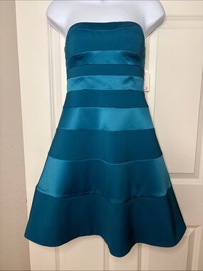 Jessica Simpson NWT Strapless Teal Satin Party Dress, Size 2